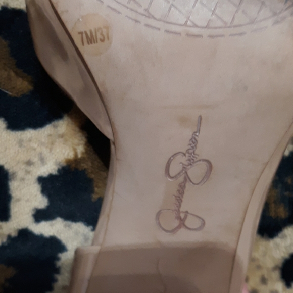 Jessica Simpson US7 nude heels - Picture 4 of 4